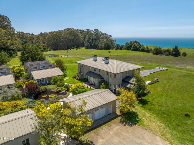 28651 S Highway 1, Point Arena CA: https://media.crmls.org/mediaz/05f86e01-ce5f-4010-9c4d-67c5a4dcfd0c.jpg