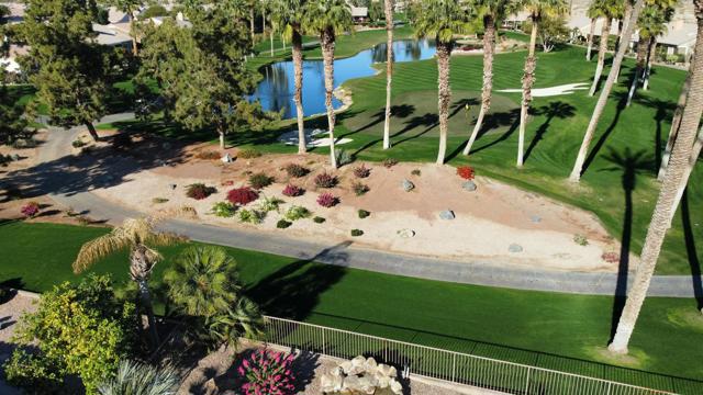 78770 Sunrise Mountain View, Palm Desert CA: https://media.crmls.org/mediaz/05f8a637-c853-4b67-a67d-05ecf2c23d03.jpg