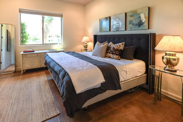 16 Villaggio Place, Rancho Mirage CA: https://media.crmls.org/mediaz/05f935cc-d792-4f7b-ab00-9c6563096fa0.jpg