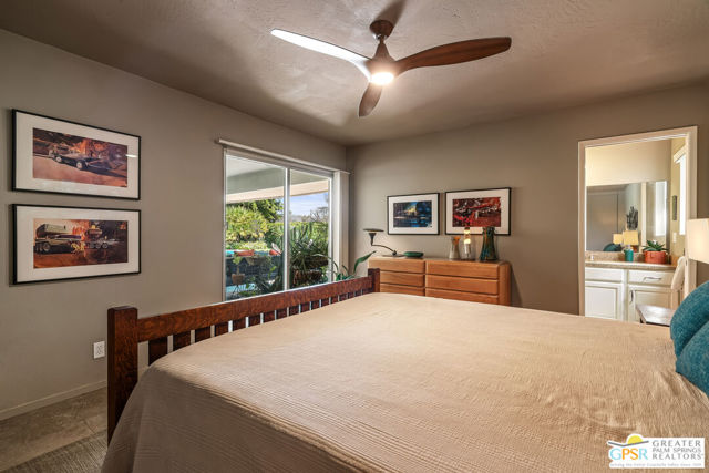2072 S Bobolink Lane, Palm Springs, CA 92264