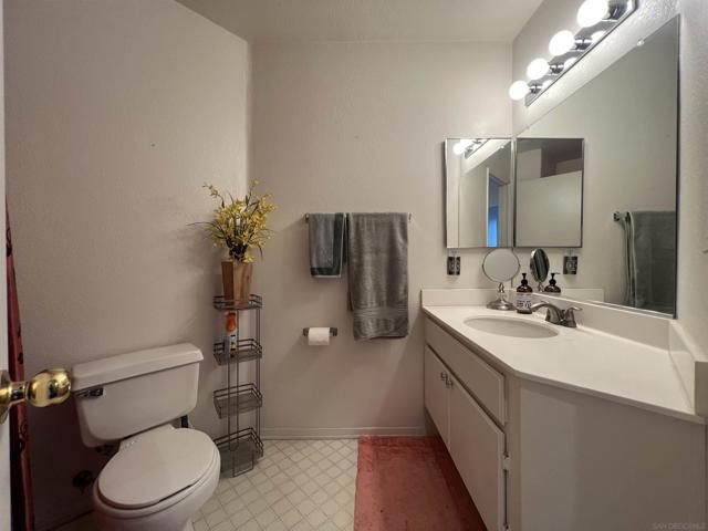 Image 10 of 22 For 10948 Ivy Hill Dr  6