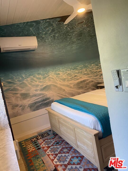 1 Papaya Road,  CA: https://media.crmls.org/mediaz/05fcebc1-4063-4cab-92fc-3566c8822049.jpg