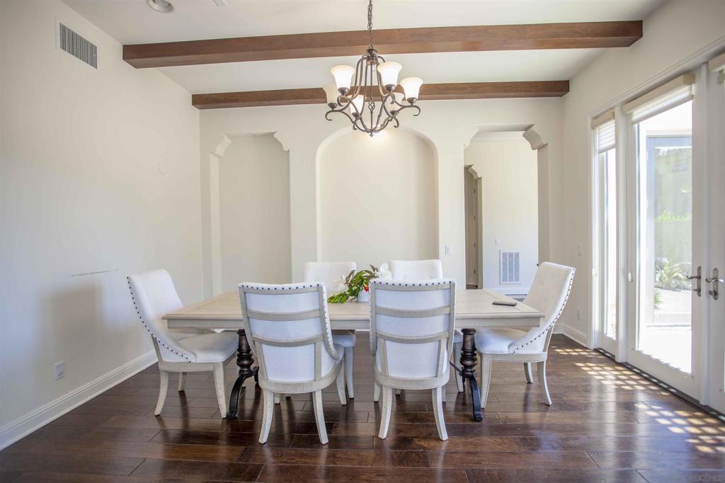 MLS #250040381SD image #12