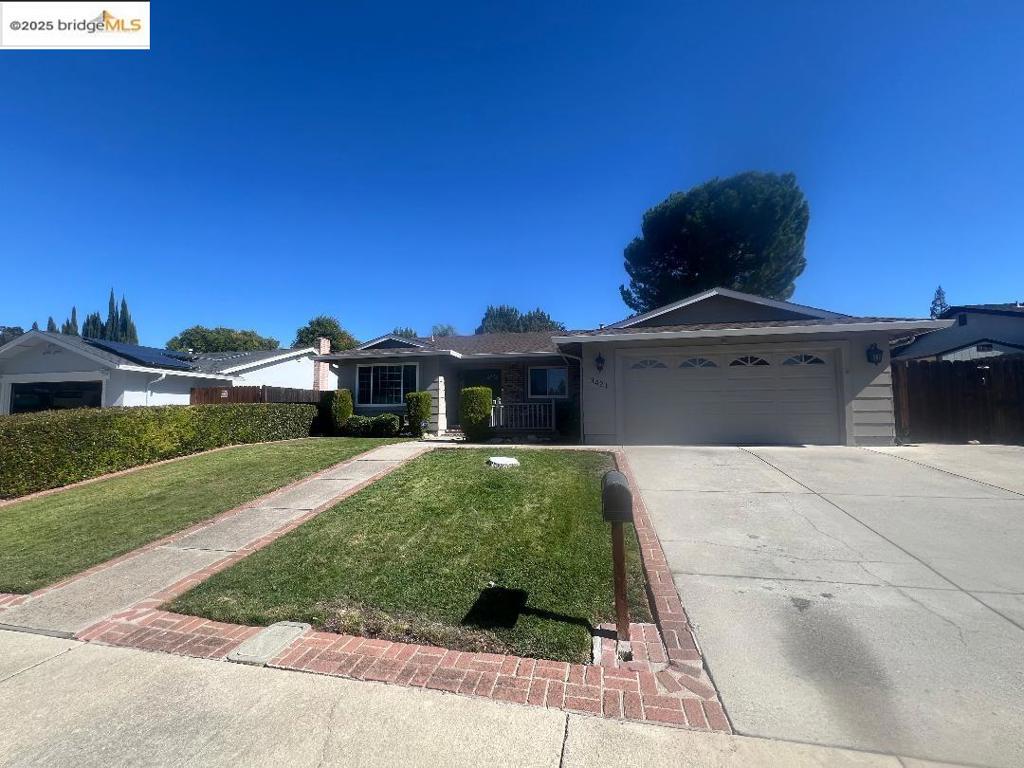 3421 Serpentine Dr