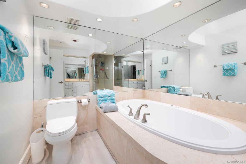 8263 Camino Del Oro - photo 17