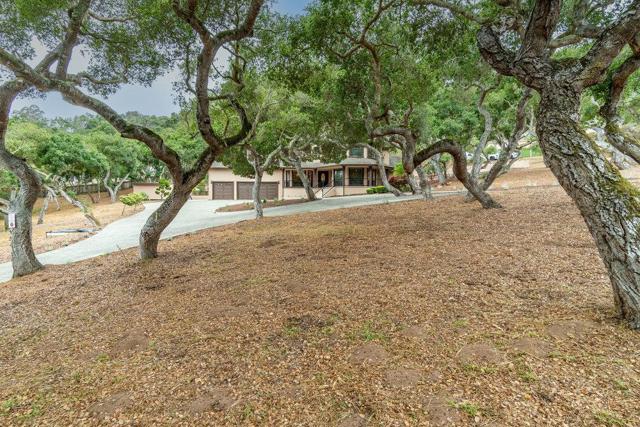 6020 Sherry Lee Lane, Salinas CA: https://media.crmls.org/mediaz/0600191c-37d4-4881-86ce-e1fd62a77c94.jpg