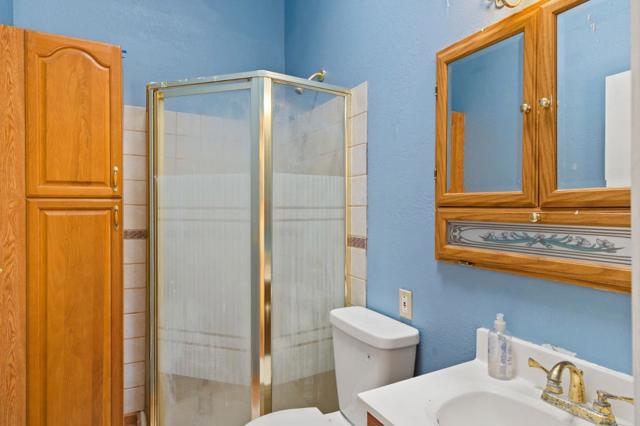 23185 Old Santa Cruz Highway, Los Gatos CA: https://media.crmls.org/mediaz/0600d8bb-b723-4115-8d59-b1a1c48c668e.jpg