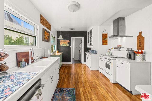 1266 N Flores Street, West Hollywood CA: https://media.crmls.org/mediaz/060128fd-7f25-472e-8c7e-780d58077b0e.jpg