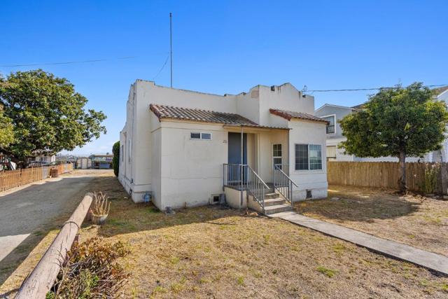 2022 Hitchcock Road, Salinas CA: https://media.crmls.org/mediaz/0601e404-fdd6-48cb-93f1-46fe62539fa0.jpg