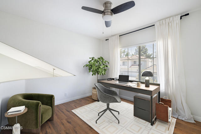 525 Myrtle Court, Oak Park CA: https://media.crmls.org/mediaz/0603cde3-67cd-4b76-bb8c-31d7a00d91b5.jpg