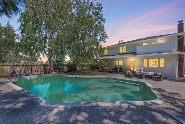 2816 Benson Way, Belmont CA: https://media.crmls.org/mediaz/0604cd54-5a86-43e5-9122-02a9e693dccd.jpg