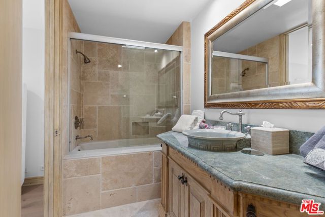 605 North Hillcrest Road photo 22