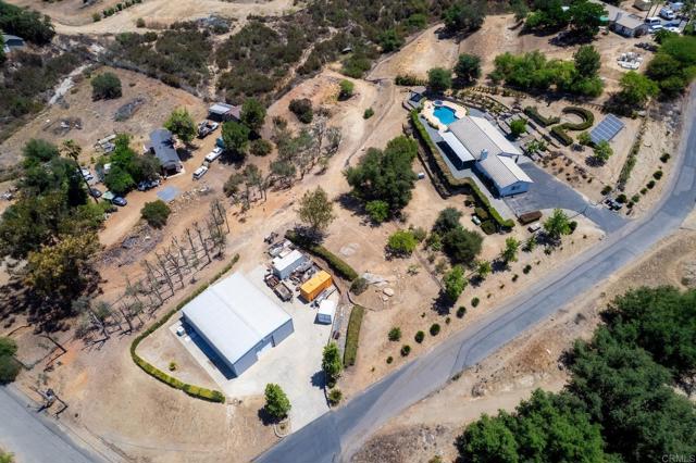 18822 Possum Pass, Valley Center CA: https://media.crmls.org/mediaz/06056390-a918-4102-8ee3-c958e61baaba.jpg