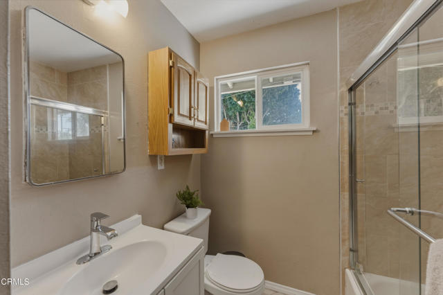 Detail Gallery Image 15 of 31 For 12159 Hoyt St, Sylmar,  CA 91342 - 3 Beds | 2 Baths