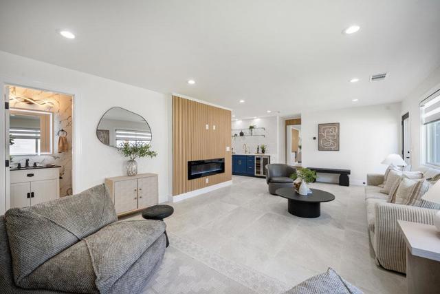 455 W Main Avenue, Morgan Hill CA: https://media.crmls.org/mediaz/06077bb1-2e1b-47f9-a094-8b0506a6d7a3.jpg
