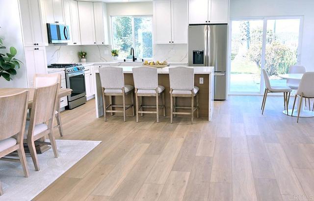 Detail Gallery Image 15 of 63 For 1916 Rosewood St, Vista,  CA 92081 - 3 Beds | 2/1 Baths