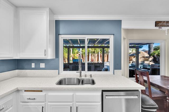 Detail Gallery Image 10 of 41 For 945 Janetwood Dr, Oxnard,  CA 93030 - 3 Beds | 2/1 Baths