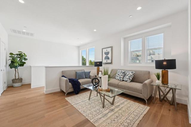 2930 Sanor Place, Santa Clara CA: https://media.crmls.org/mediaz/060bb1f9-ce64-4c86-9a65-2d6e08eefebe.jpg