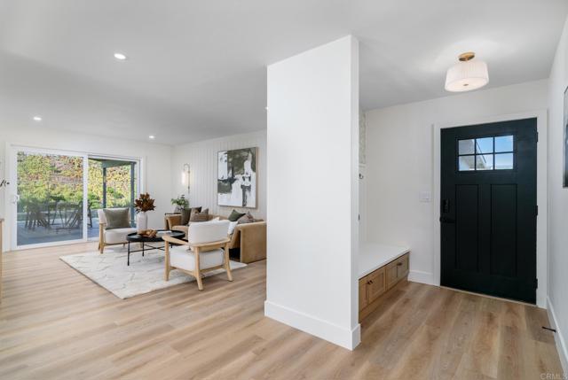 Detail Gallery Image 6 of 29 For 2728 Russmar Dr, San Diego,  CA 92123 - 3 Beds | 2 Baths