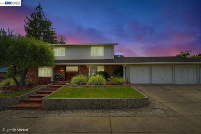 Image 1 of 40 For 2481 Palmira Pl