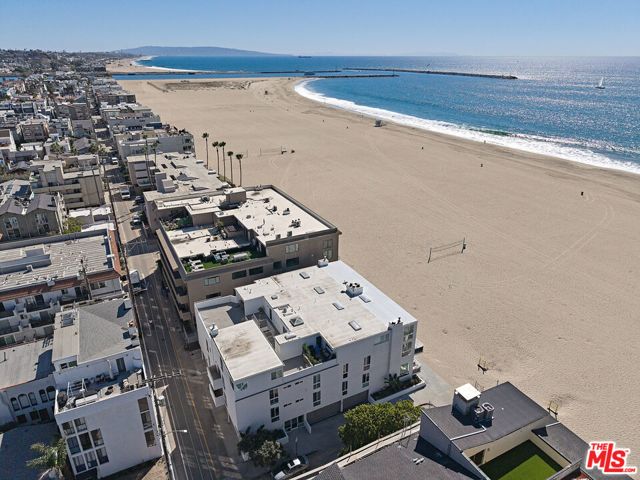 4403 Ocean Front Walk, 205 photo 5