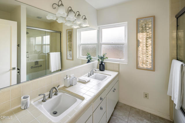 2755 E California Boulevard, Pasadena CA: https://media.crmls.org/mediaz/060e991a-0afb-418d-93be-21726dd3f403.jpg