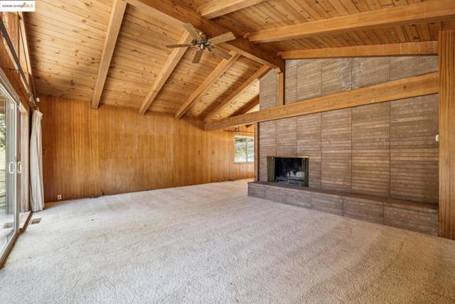 5201 Alhambra Valley Rd, Martinez CA: https://media.crmls.org/mediaz/060ed3d0-e8ef-46af-9eb7-b27fafbfab97.jpg