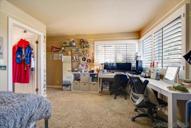 Image 28 of 72 For 30230 De Portola Rd