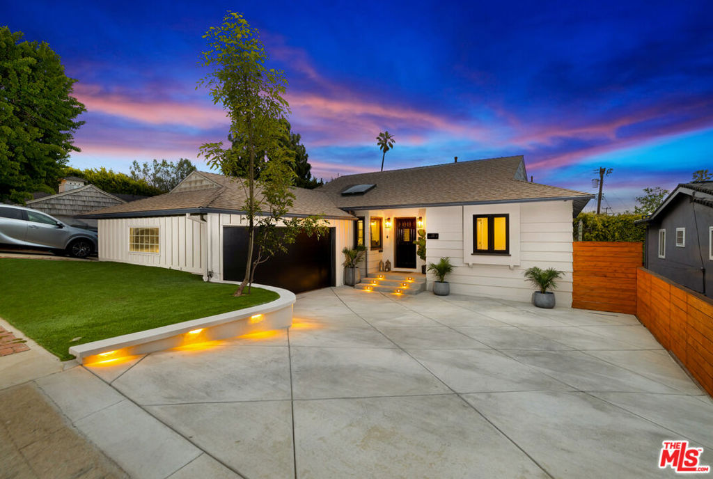 3316 Shelby Drive, Los Angeles, CA 90034