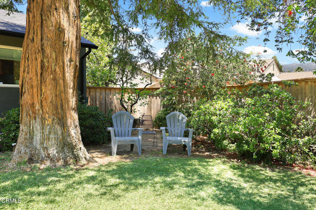 10316 Newhome Avenue, Sunland CA: https://media.crmls.org/mediaz/0610b196-e1ef-472e-9490-022a4b51b1d6.jpg