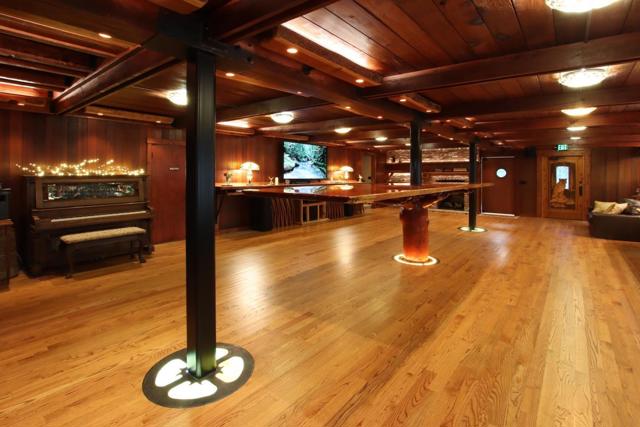 16770 Redwood Lodge Road, Los Gatos CA: https://media.crmls.org/mediaz/0610e9d1-1696-4abc-9a50-30c69aa190a8.jpg