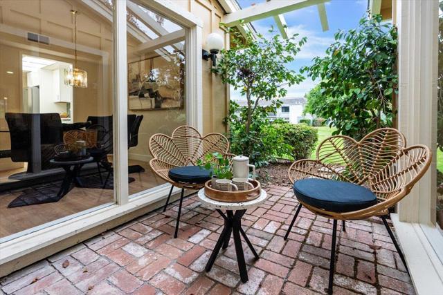 5050 Cribari Vale, San Jose CA: https://media.crmls.org/mediaz/0611e364-12a0-4df8-a455-5f1ce53f276f.jpg