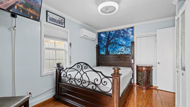 4764 Polk Avenue, San Diego CA: https://media.crmls.org/mediaz/0612dd6a-4dea-4afe-9775-8a80618f506c.jpg