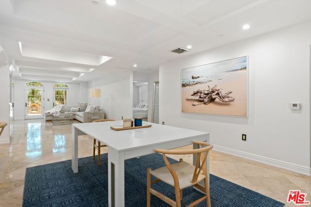 10795 Wilshire Boulevard, Los Angeles CA: https://media.crmls.org/mediaz/06130b06-5d77-46d0-bd1e-70938b8efb4c.jpg