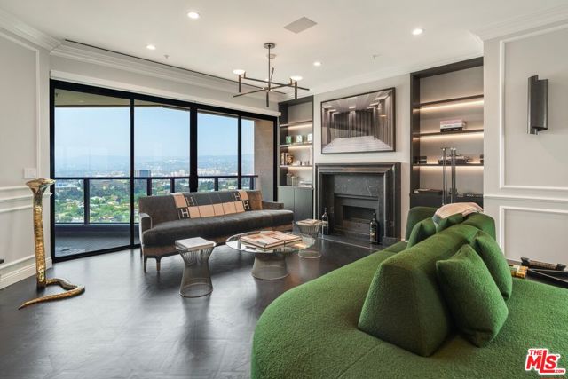 10490 Wilshire Boulevard, Los Angeles CA: https://media.crmls.org/mediaz/06133f59-2ad2-4b0f-ae5e-ccfc6d7f953f.jpg