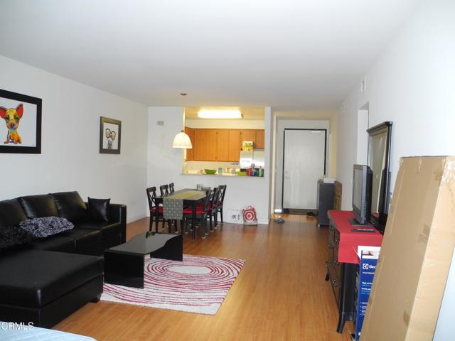 Image 3 for 625 S Berendo St #204, Los Angeles, CA 90005