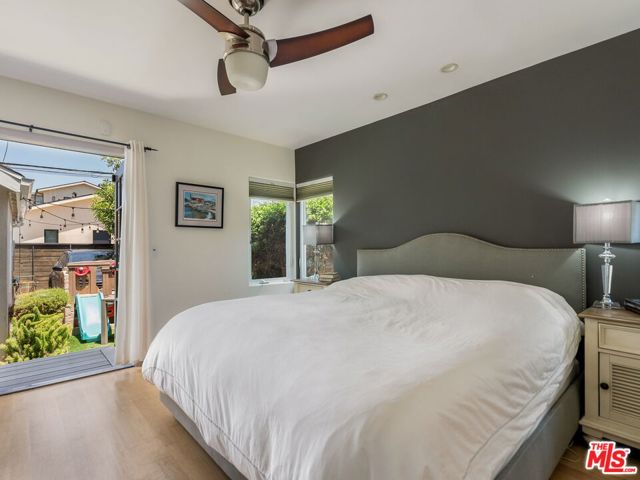 4344 Alla Road, Los Angeles CA: https://media.crmls.org/mediaz/0613bafb-d5f4-4bd7-9ba3-04e9aa805c18.jpg
