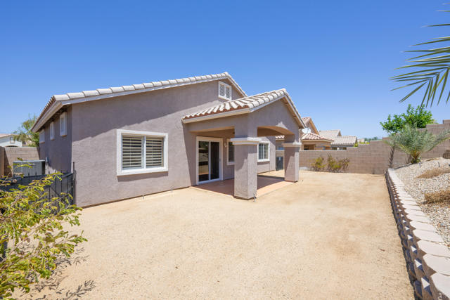 Image 17 of 34 For 45752 Big Canyon Street
