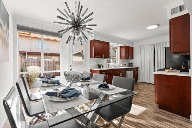 1640 Marina Court, San Mateo CA: https://media.crmls.org/mediaz/06158c14-afb1-41e5-9d29-87d32dec752d.jpg