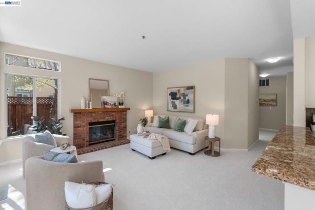 Image 16 of 40 For 912 Loyola Way