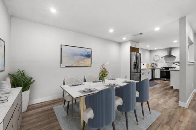 212 E Longview Avenue, Stockton CA: https://media.crmls.org/mediaz/061a5b52-a3cb-4e15-b54f-240f57007d08.jpg