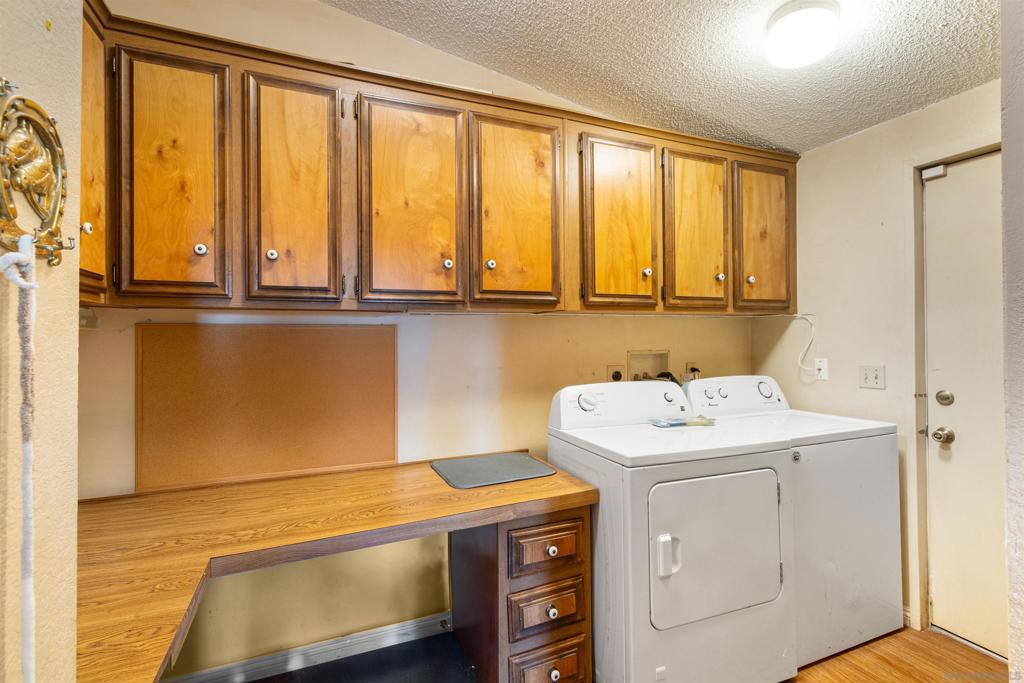 MLS #250043142SD image #15