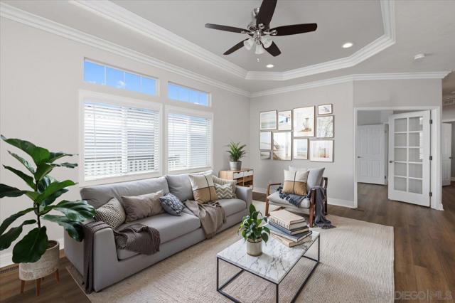 7207 Santa Barbara Street, Carlsbad CA: https://media.crmls.org/mediaz/061b8426-ce79-4ba4-a70f-8e6f82aead65.jpg