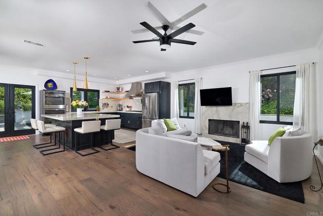 Detail Gallery Image 14 of 53 For 2739 Argonauta St, Carlsbad,  CA 92009 - 5 Beds | 4 Baths