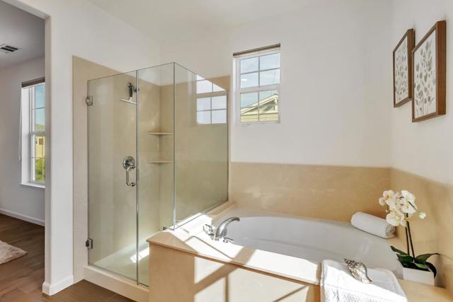 636 Bair Island Road, Redwood City CA: https://media.crmls.org/mediaz/061c9852-91ec-451f-bca6-774d2b9a8c45.jpg