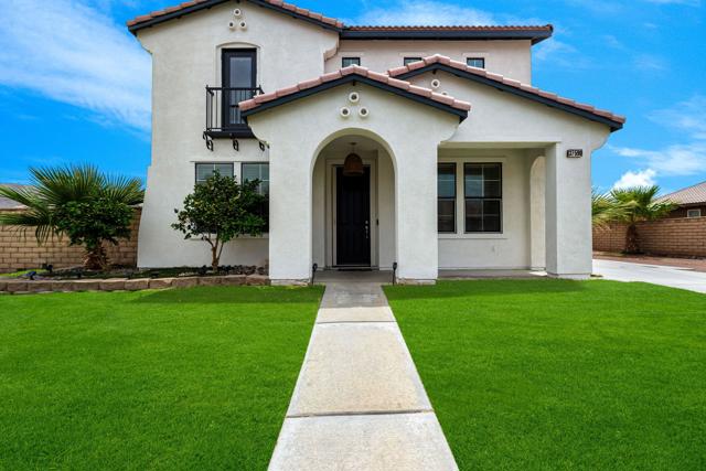 37590 Severn Place, Indio CA: https://media.crmls.org/mediaz/061ca43a-9bee-499d-9f72-02a1c39a5bb9.jpg