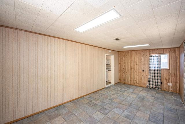 14728 Jeff Park Lane, Poway CA: https://media.crmls.org/mediaz/061d816a-dc3b-4c66-982d-ea8f95165c87.jpg
