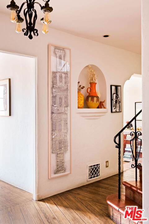 MLS #26856033 image #32