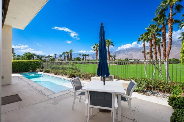 519 Soriano Way, Palm Springs, CA 92262