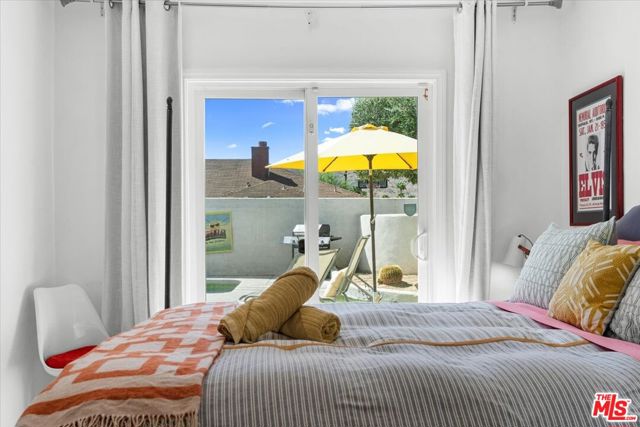 3963 E Calle San Antonio, Palm Springs, CA 92264